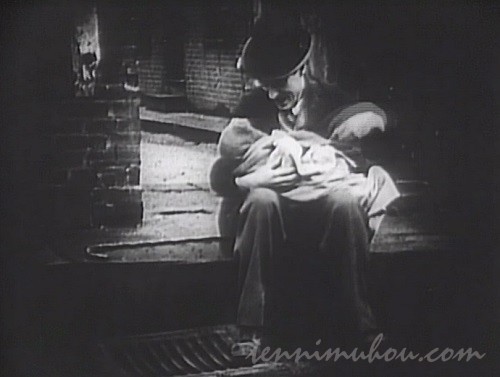 【キッド（1921）】チャールズ・チャップリンとジャッキー・クーガン